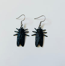 Load image into Gallery viewer, Locust Earrings
