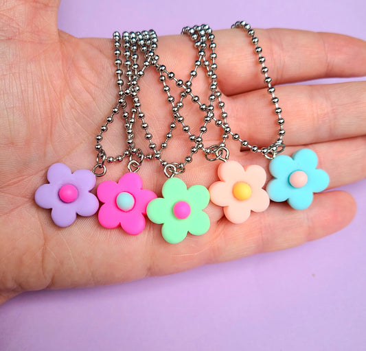 Daisy Necklace