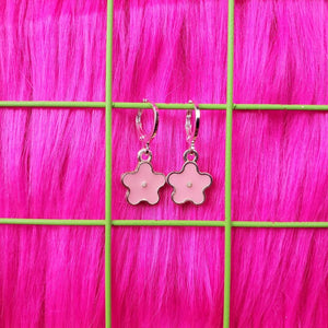 Pastel Pink Daisy Gold Hoop Earrings